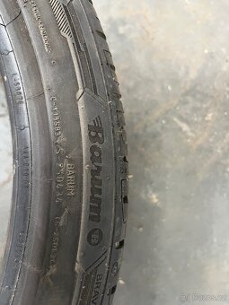 255/35 R19 letní - 4