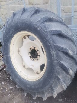 Kola Zetor 16,9-28 - 4