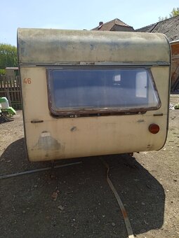 Karavan na pevné stání - 4