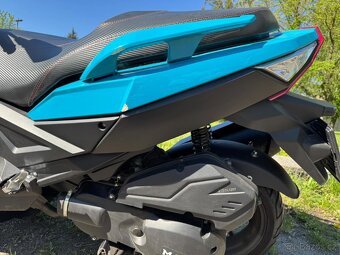 Prodám skútr Maxon Optimus 125 (2022) – najeto 5466 km, nová - 4