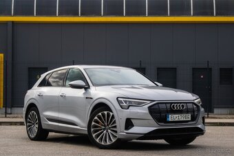 Audi E-tron 55 quattro Advanced 2019 - 4