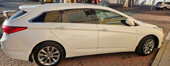 Prodám Hyundai i40 kombi - 4