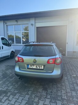 Volkswagen Passat B6 2.0 TDI - 4