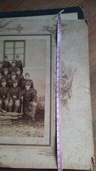 Staré fotografie na kartonu - 4