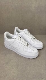 Nike Air Force 1 Low '07' White - 4