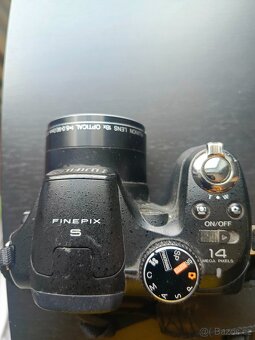 FujiFilm FinePix S2950 - 4