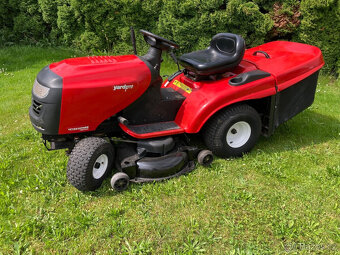 Zahradní traktor Jonsered - 4