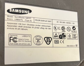 PC monitor Samsung 15” - 4