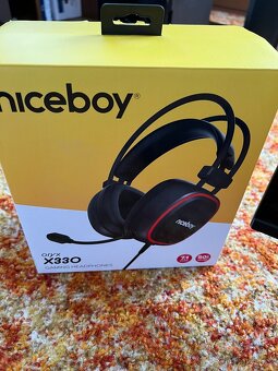 Herní počítač s příslušenstvím - 4