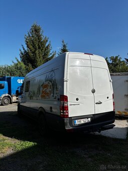 Obytná dodávka Mercedes-Benz Sprinter 319 CDI - 4