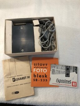 Síťový elektronický foto blesk SB-235 s dokumentací - 4