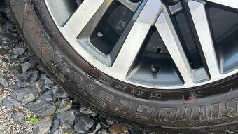 Hilux kola originál - 4