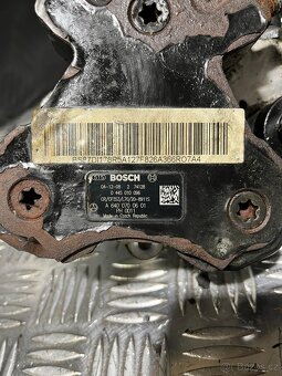 //Vstřikovací Čerpadlo Mercedes OM640 Bosch// - 4