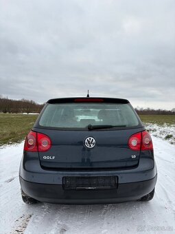 Volkswagen Golf V 1.6 75kW - benzín, rok 2006 - 4