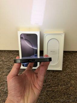 Apple iPhone 16 Pro Max 256gb Black. 13m zaruka. 96% baterie - 4