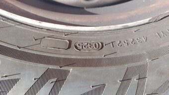 Letny pneu Ford custom - 4