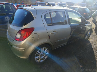 Opel Corsa D 1.2i - 4