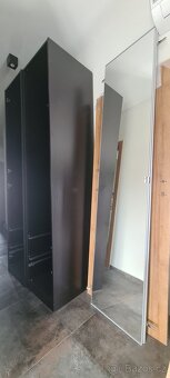 577 - 2x šatní skříně s dveřmi se zrcadly - 4