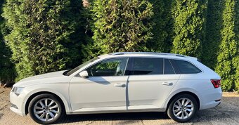 Skoda Superb Combi 2.0 TDI DSG - 4