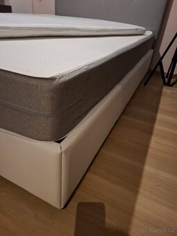 Jednolůžková čalouňená postel 140x200 - 4