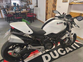 Ducati Monster 696 rv..2010 - 4