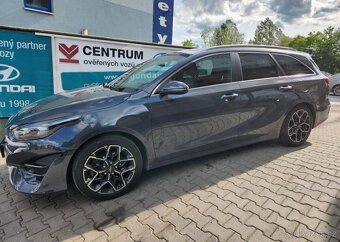 Kia Cee´d 1.5-GT-Line-1.majitel-V ZÁRUCE - 4