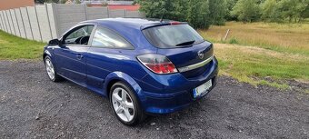 Opel Astra GTC - 4