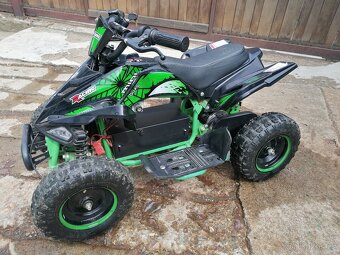 Prodám elektrickou čtyřkolku Buddy Toys - 4