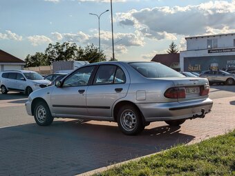 Nissan Almera - 4