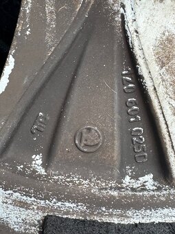 Alu kola Škoda 5x112 r17 225/45 r17 - 4