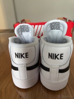 Prodám nové dětské boty Nike blazer mid 77 - 4