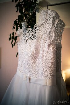 Prodej svatebních šatů - 4