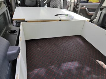 Spací vestavba VW Touran - 4