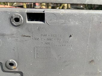 Výplň zadních výklopných dveří bmw e34 - 4