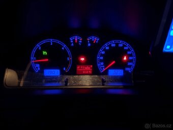 Volkswagen Multivan - 4