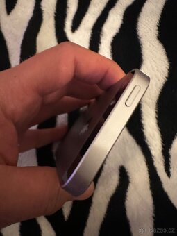 IPhone SE 2016 - 4