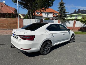 Škoda Superb 2.0 TDI 110 Kw DSG L&K, bez AdBlue, TAŽNÉ - 4