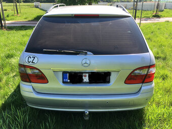 mercedes E-Klasse kombi 220cdi 110kw w211 6 rychl. manuál - 4