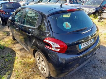 Peugeot 208 1,4 HDi - 4