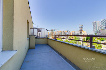Pronájem bytu 1+1, 32 m² + terasa 15 m² + sklep 6 m², Praha - 4