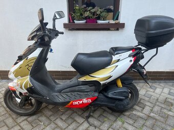 Aprilia SR50 - 4