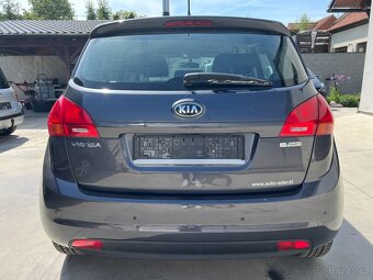 KIA VENGA 1,4i 66KW 1.MAJITEL 48000KM TEMPOMAT PARK.SENZORY - 4