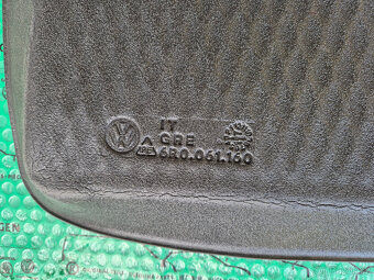 Nová originál ochranná vana do kufru VW Polo (6R) - 4