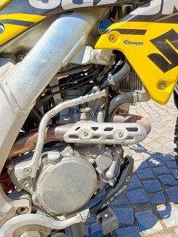 Suzuki RMZ 250 - 4