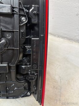 Světla Vw T6.1 Zadní Výklopné dveře Org.Vw Nové - 4