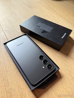 Samsung Galaxy S24+ 12/512GB černý - 4