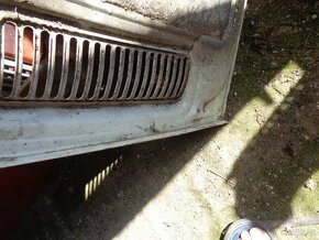 Škoda 130 135 136 zadni kapota - 4