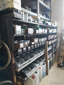 N.Díly,ložiska,segr pojistky,brusne kotouče. - 4