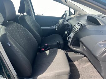 Toyota Yaris 1,3 (64kW), klimatizace, původ ČR - 4