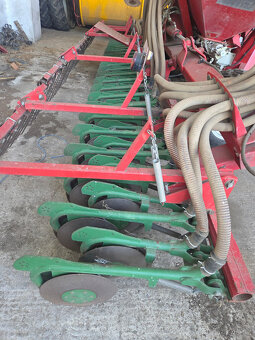 seci stroj Pneusej 6000 sklopny na 3m - 4